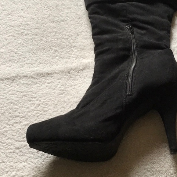 Elle Suede Boot - Picture 3 of 5